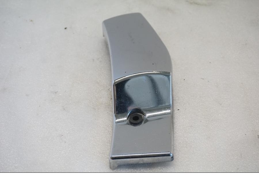 Snett uppifrån på Ramplast från en Suzuki VL 800 -2004 motorcykel.