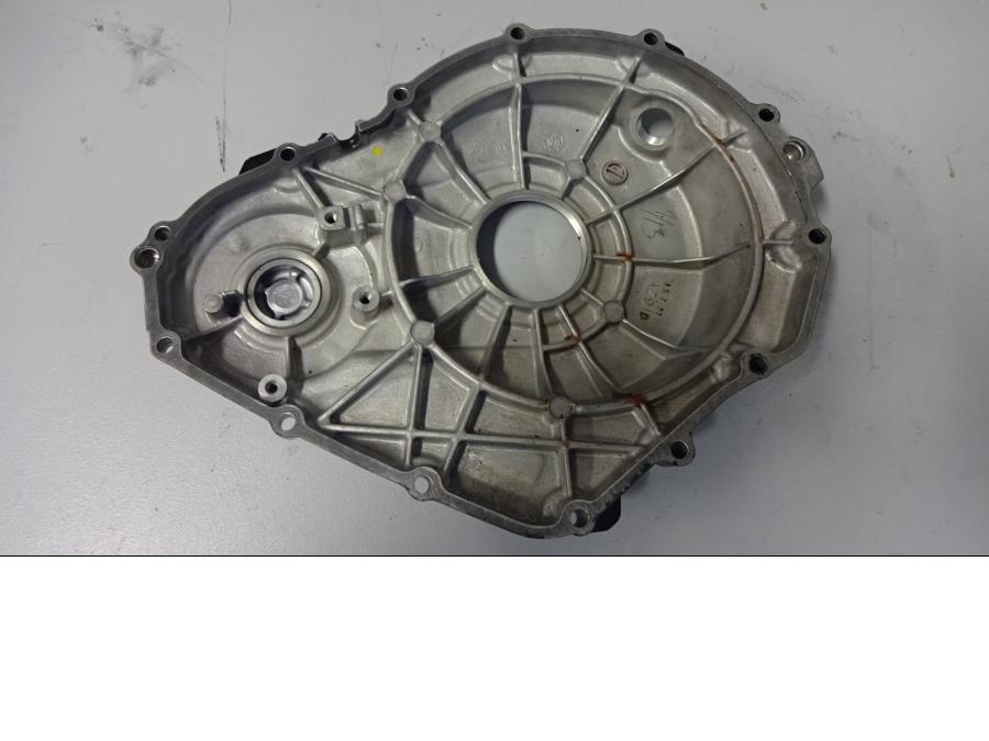 Baksidan på Motorkåpa från en Suzuki GSX-R 750 -2015 motorcykel.