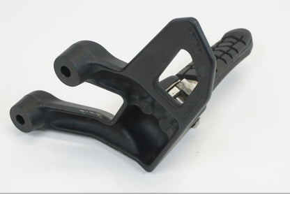 Höger sida på Fotpinne från en KTM 1190 Adventure -2013 motorcykel.