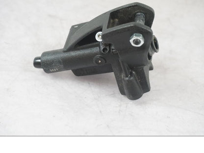 Vänster sida på Kopplingshuvudcylinder från en KTM 1290 Super Adventure S -2022 motorcykel.