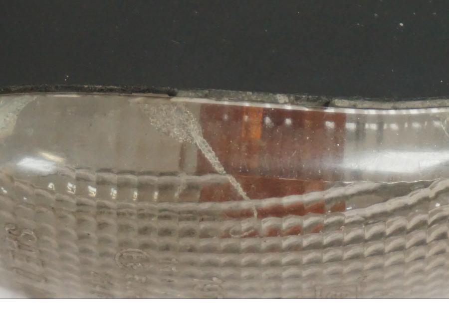 Snett nerifrån på Blinkers från en Triumph Tiger -2009 motorcykel.