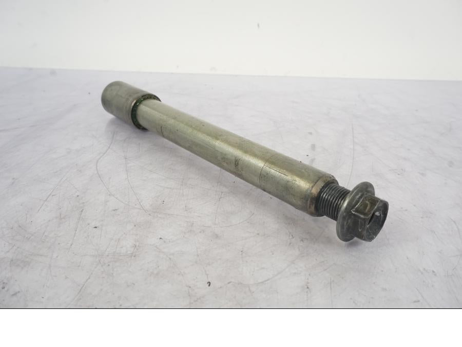 Framsidan på Axel från en Suzuki GSX-R 1000 -2005 motorcykel.