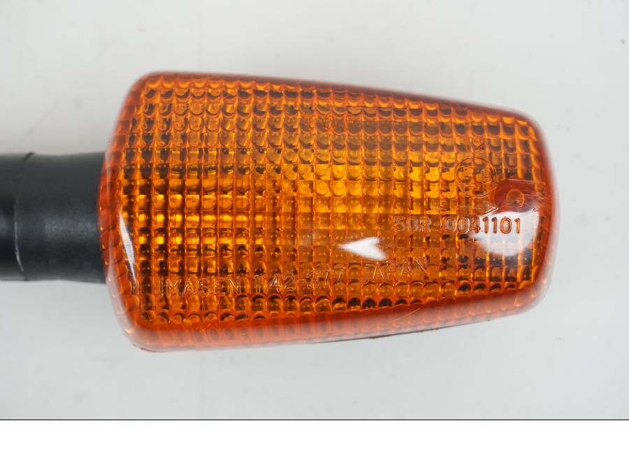 Vänster sida på Blinkers från en Yamaha XJ 900 -1997 motorcykel.