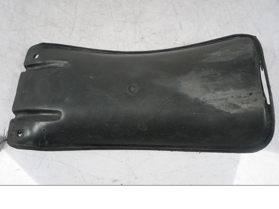 Vänster sida på Svingskärm från en KTM 640 SM -2005 motorcykel.