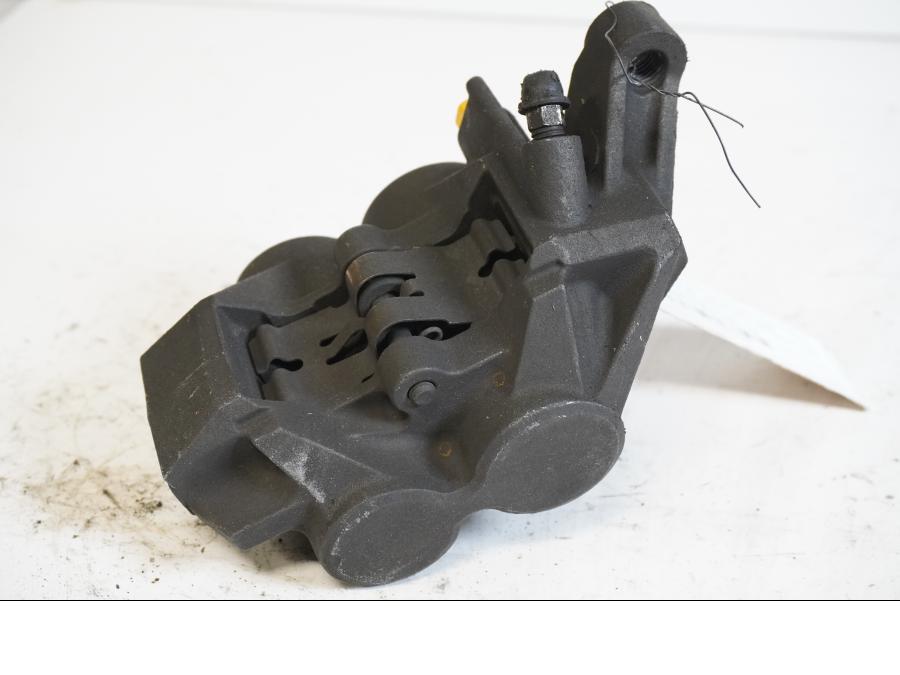 Baksidan på Bromsok från en Yamaha YZF R6 -1999 motorcykel.