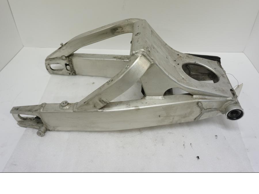 Framsidan på Sving från en Yamaha YZF R6 -1999 motorcykel.