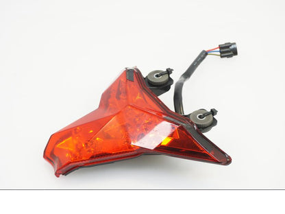 Framsidan på Baklampa från en Kawasaki Z 1000 -2014 motorcykel.