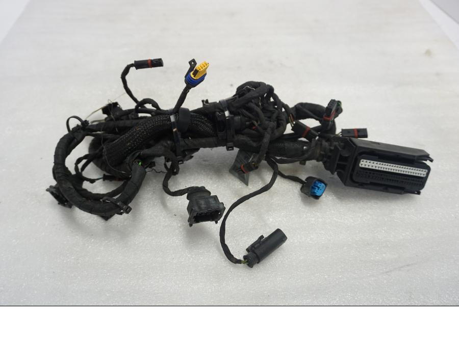 Framsidan på Kablage från en BMW K 1300 R -2011 motorcykel.