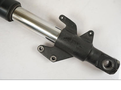 Baksidan på Gaffelben från en Aprilia RS 125 -2000 motorcykel.