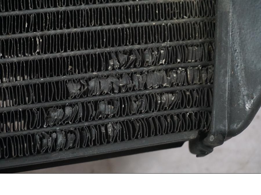 Extrabild3 på Vattenkyl från en Buell 1125 R -2008 motorcykel.