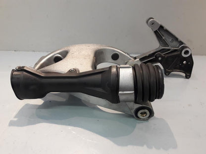 Framsidan på Sving från en Kawasaki GTR 1400 -2008 motorcykel.