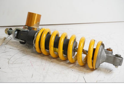 Framsidan på Stötdämpare från en Triumph Daytona 675 -2006 motorcykel.