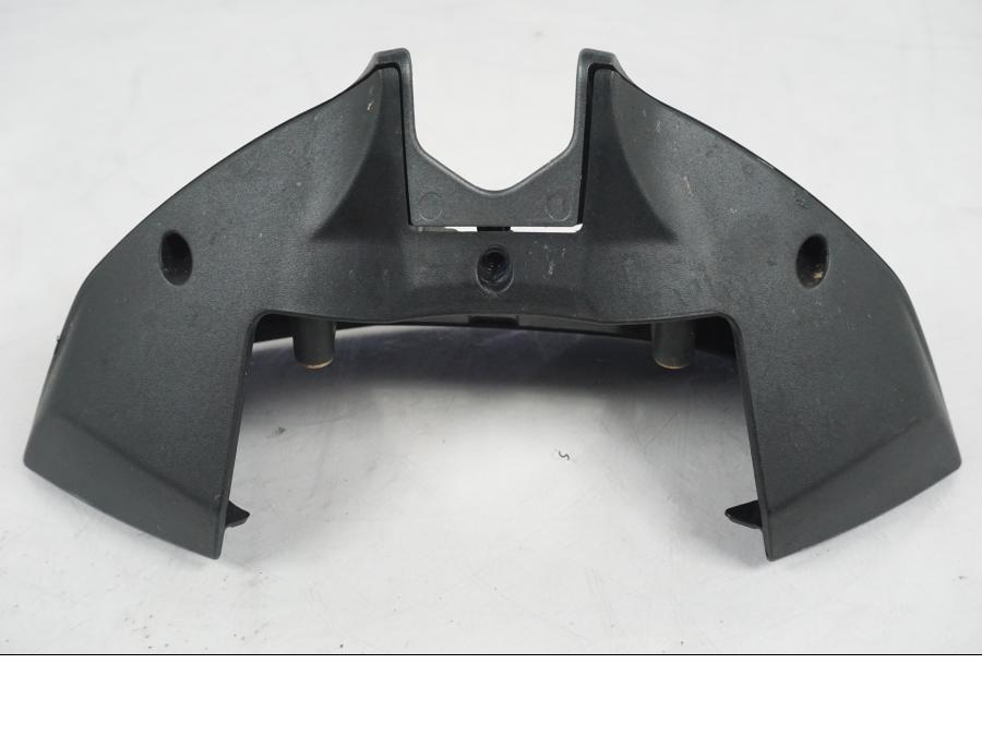 Höger sida på Instrumentpanelkåpa från en MV Agusta Dragster -2014 motorcykel.