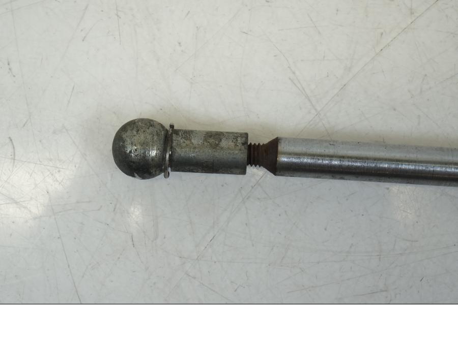 Vänster sida på Bromslänkage från en Yamaha XV 1700 -2004 motorcykel.