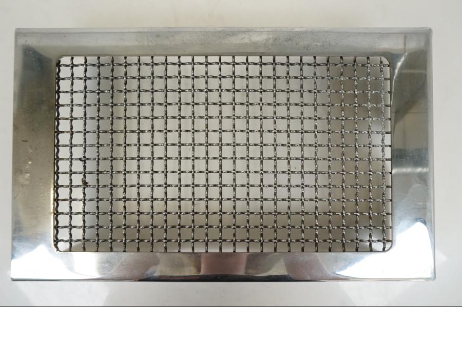 Framsidan på Oljekyldekor från en Kawasaki VN 1500 -1996 motorcykel.