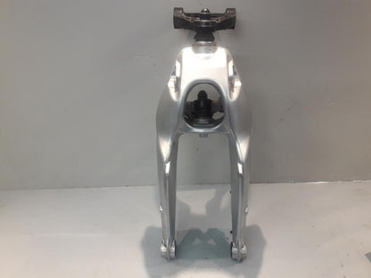 Framsidan på Framgaffel från en BMW K 1200 S -2008 motorcykel.