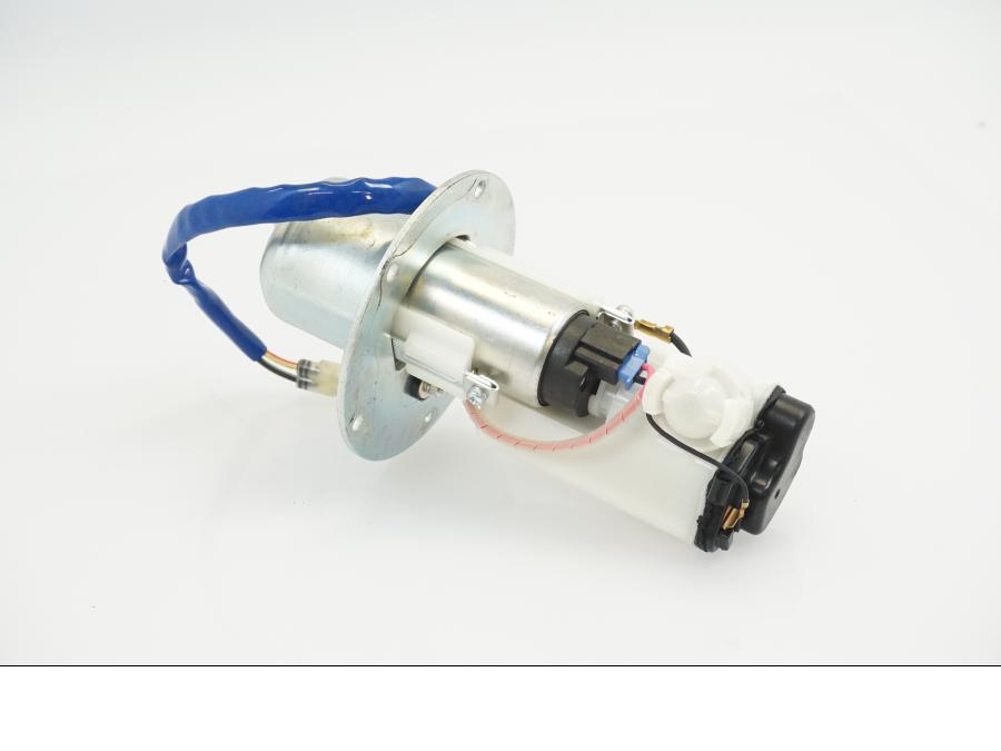 Höger sida på Bensinpump insprut från en Kawasaki Z 1000 -2008 motorcykel.