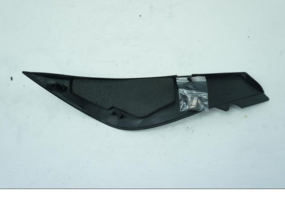 Baksidan på Bensintankskåpa från en Kawasaki ZX-6R -2007 motorcykel.