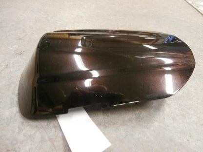 Baksidan på <p>Kuts från Suzuki GSX-R 750 2010.</p>

<p>Passar från 2008 till 2010.</p> motorcykel.