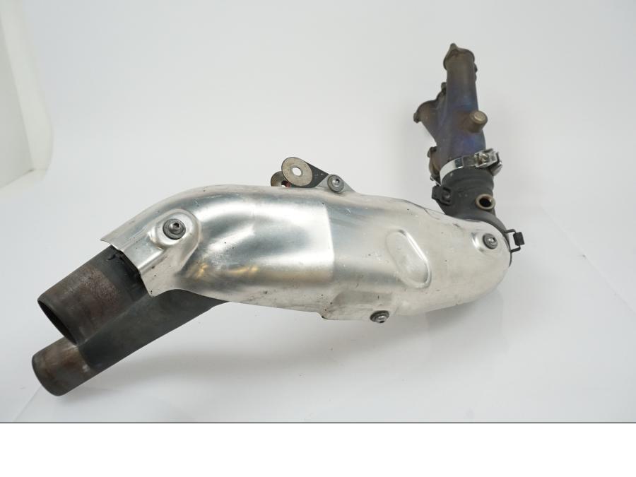 Baksidan på Grenrör från en Yamaha YZF 1000 R1 -2007 motorcykel.