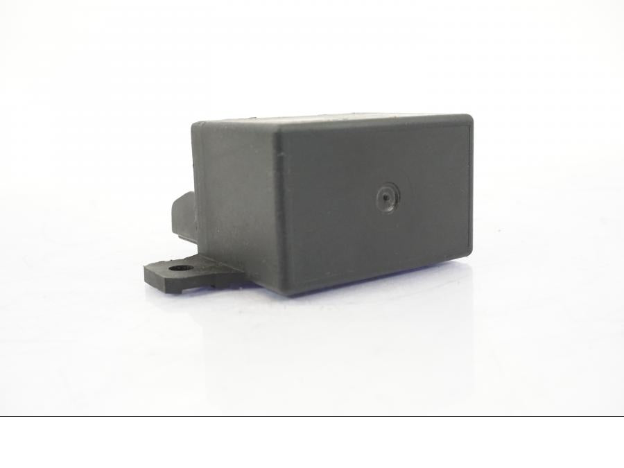 Vänster sida på Startrelä från en BMW R 1250 GS -2019 motorcykel.