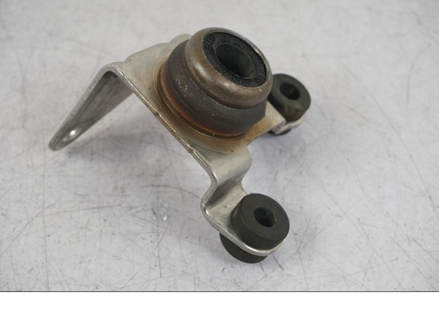 Baksidan på Avgasanslutning från en BMW R 1250 GS -2023 motorcykel.