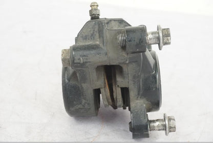 Höger sida på Bromsok från en Yamaha XVS 1100 -2000 motorcykel.