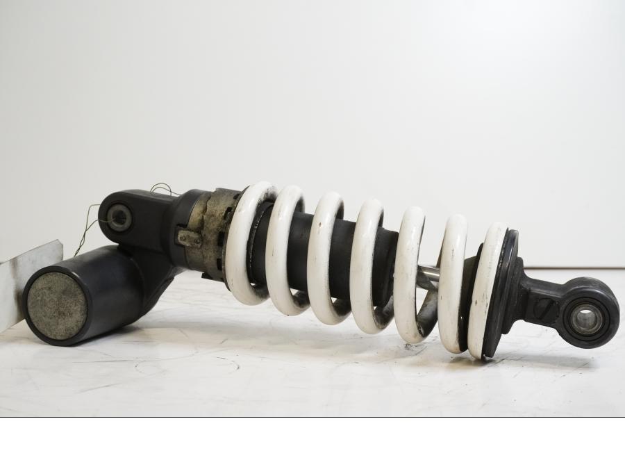 Framsidan på Stötdämpare från en Honda CBR 900 RR -2000 motorcykel.