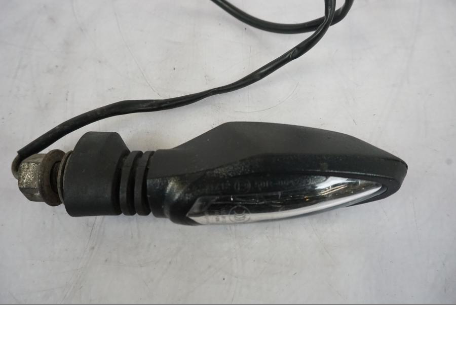 Höger sida på Blinkers LED från en KTM 125 Duke -2017 motorcykel.