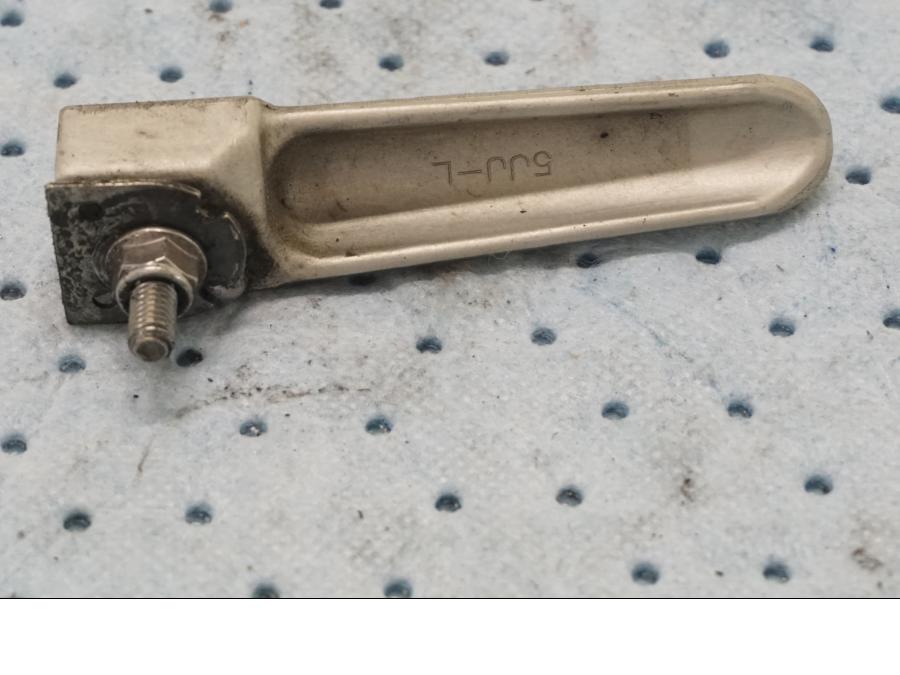 Baksidan på Fotpinne från en Yamaha YZF 1000 R1 -2003 motorcykel.