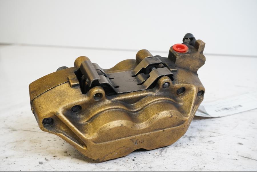 Baksidan på Bromsok från en Honda CBR 600 -2002 motorcykel.