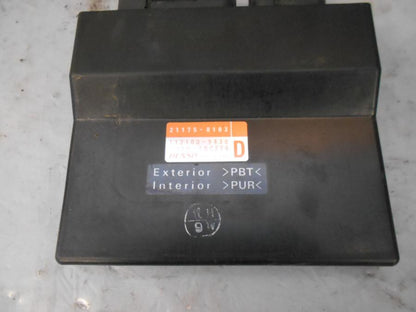 Baksidan på CDI / ECU från en Kawasaki Versys 650 -2007 motorcykel.