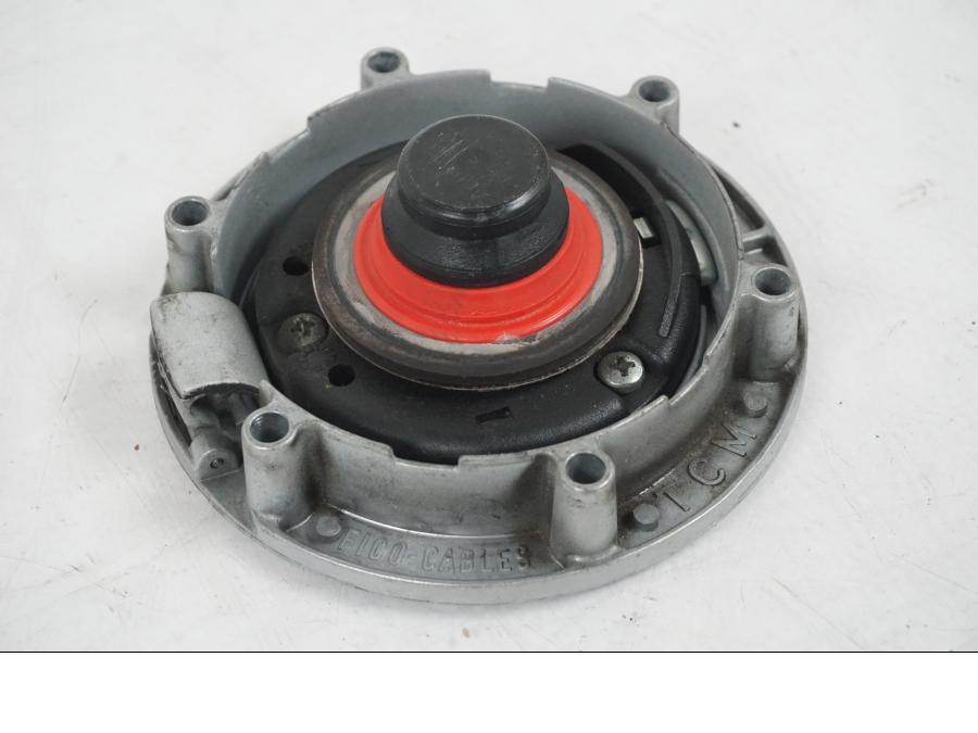 Extrabild3 på <p>Låssats från BMW R 1200 GS 2007.</p>

<p>Med tändningslås, tanklock, sadellås, 1st nyckel</p> motorcykel.