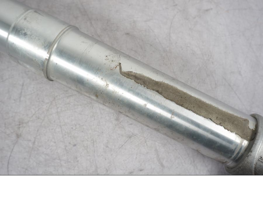 Extrabild4 på Gaffelben från en BMW R 1200 GS -2005 motorcykel.