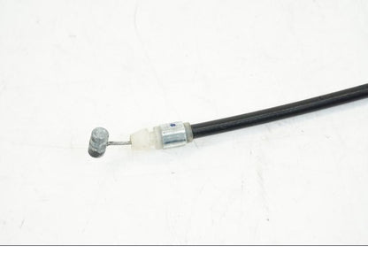 Höger sida på Sadellåsmekanism från en Kawasaki NINJA 400 -2020 motorcykel.