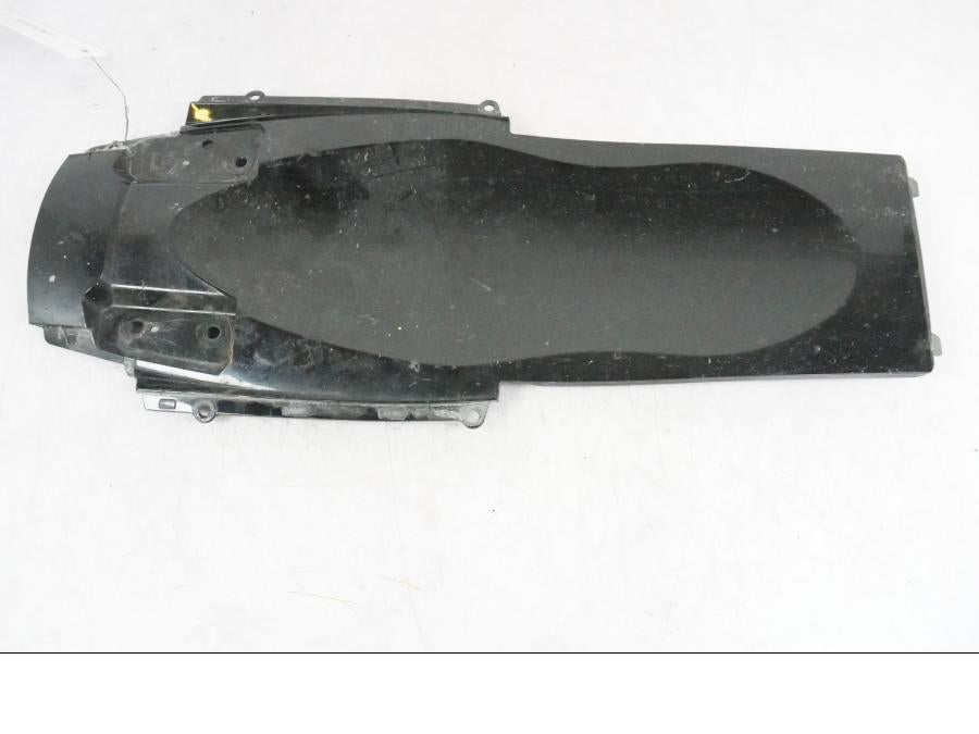 Baksidan på Undertail från en Suzuki GSX-R 1000 -2008 motorcykel.