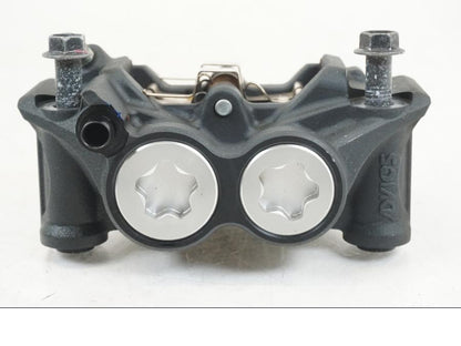 Framsidan på Bromsok från en Yamaha MT-09 -2021 motorcykel.