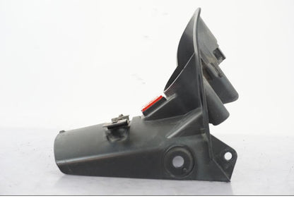 Snett uppifrån på Skylthållare från en Yamaha XVS 1100 -2000 motorcykel.