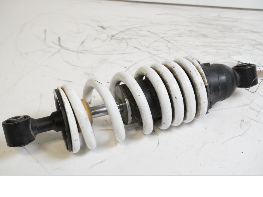 Framsidan på Stötdämpare från en KTM 125 Duke -2013 motorcykel.