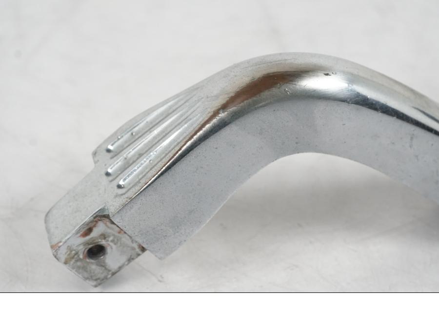 Extrabild5 på Fotpinnesats från en Yamaha XVS 1100A -2005 motorcykel.