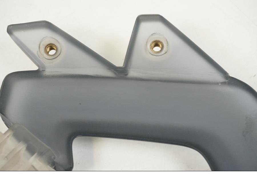 Extrabild1 på Vindrutefäste från en BMW F 650 CS -2002 motorcykel.