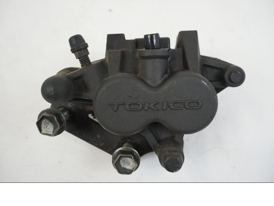 Framsidan på Bromsok från en Suzuki GSX 600 F -1998 motorcykel.