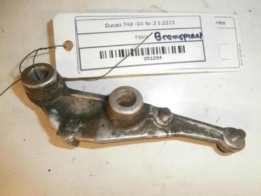 Framsidan på Fäste från en Ducati 748 -2002 motorcykel.