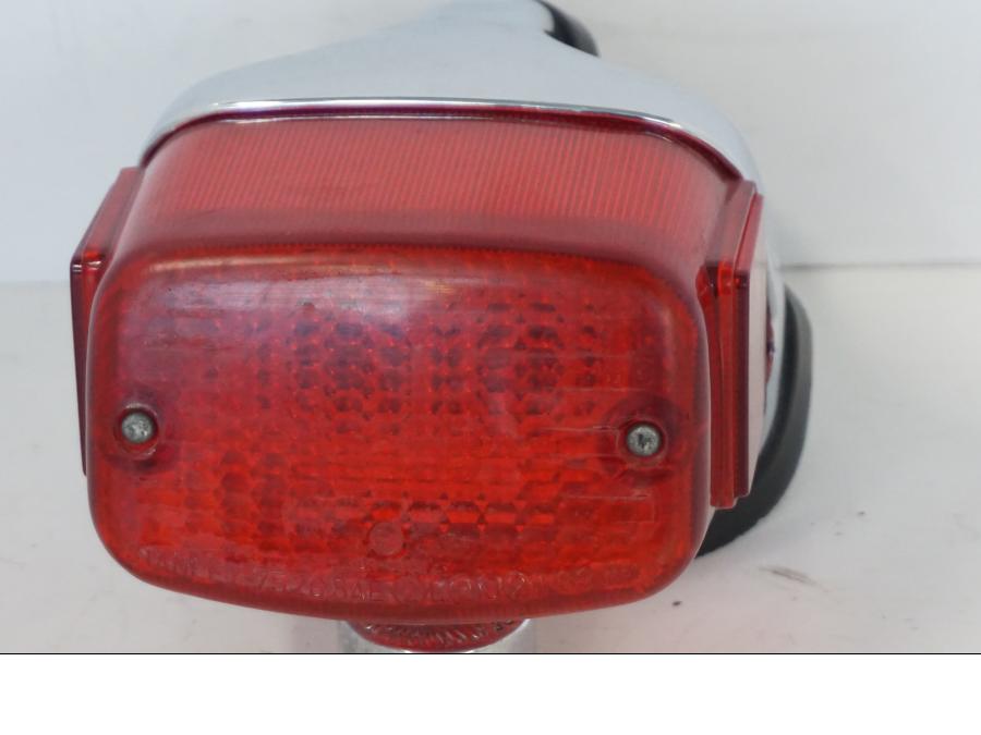 Framsidan på Baklampa från en Yamaha XV 535 -1995 motorcykel.