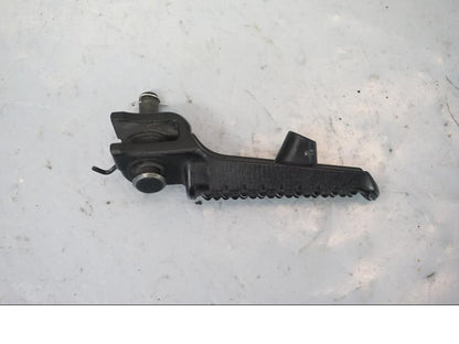 Baksidan på Fotpinne från en Honda CBR 1000 RR -2009 motorcykel.