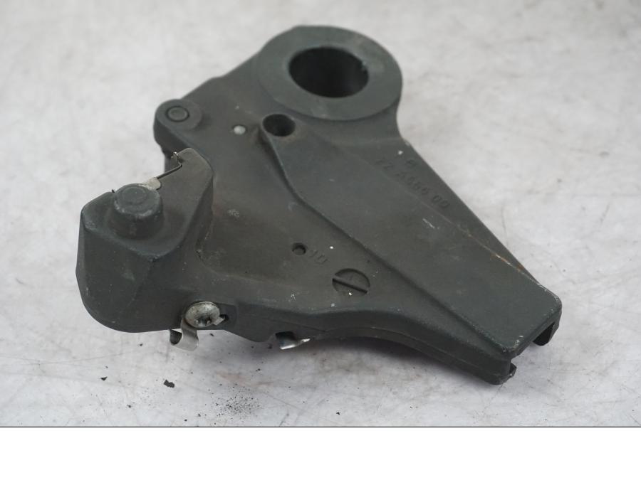 Extrabild2 på Bromsoksfäste från en BMW S 1000 RR -2011 motorcykel.