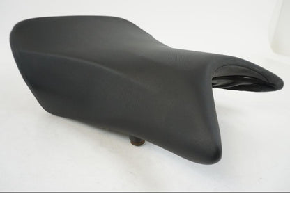 Snett uppifrån på Sadel från en BMW S 1000 R -2019 motorcykel.