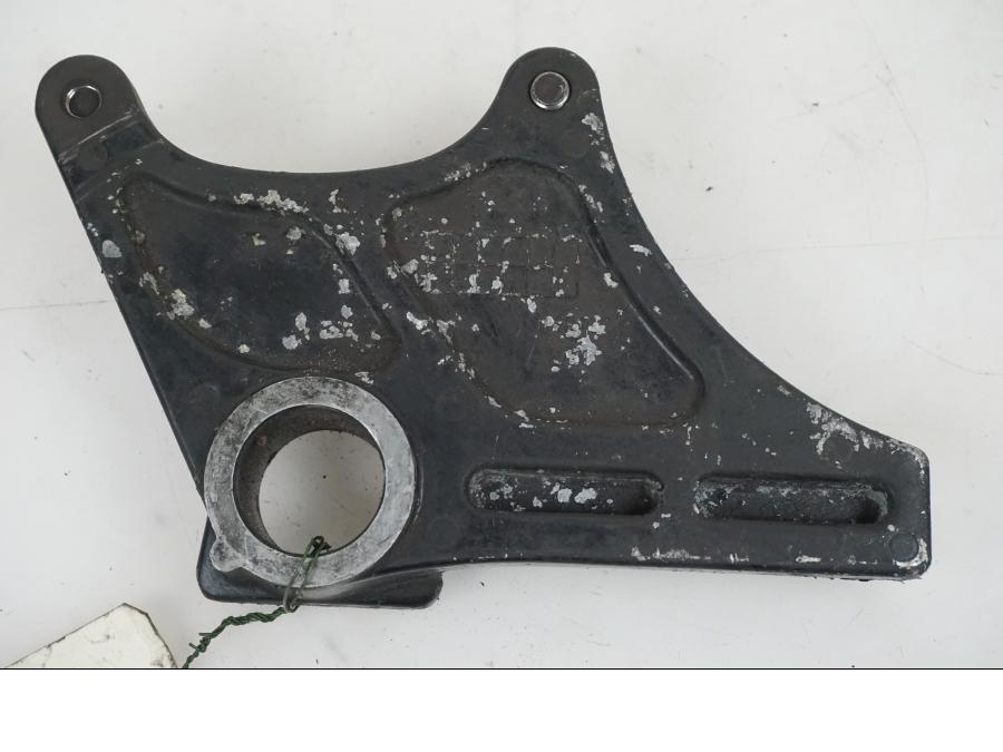 Extrabild1 på Bromsoksfäste från en Suzuki GSX-R 1000 -2003 motorcykel.