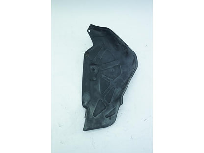 Baksidan på Värmeskydd från en Honda VFR 1200 -2012 motorcykel.