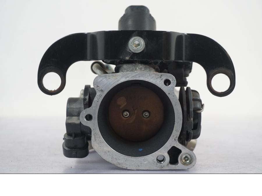 Extrabild6 på Spjällhus från en H-D Sportster 883 XL -2007 motorcykel.